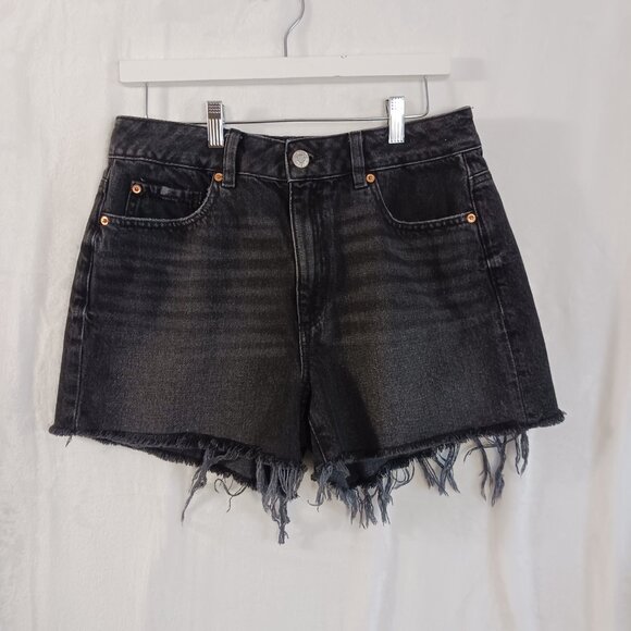 Garage Denim, Mom High Rise, Black, Distressed, Denim Shorts, Size 29, Grunge - Picture 2 of 15